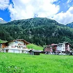 Ξενοδοχείο Alpenhof Pitztal