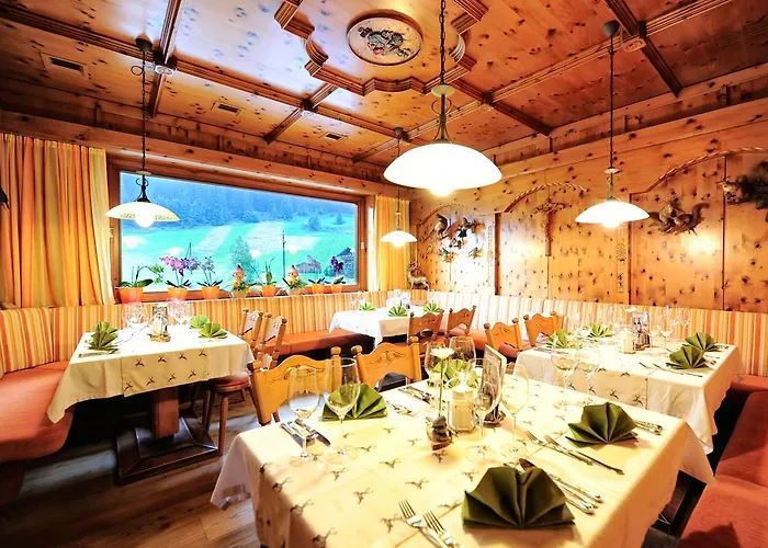 Hotel Alpenhof Pitztal 3*