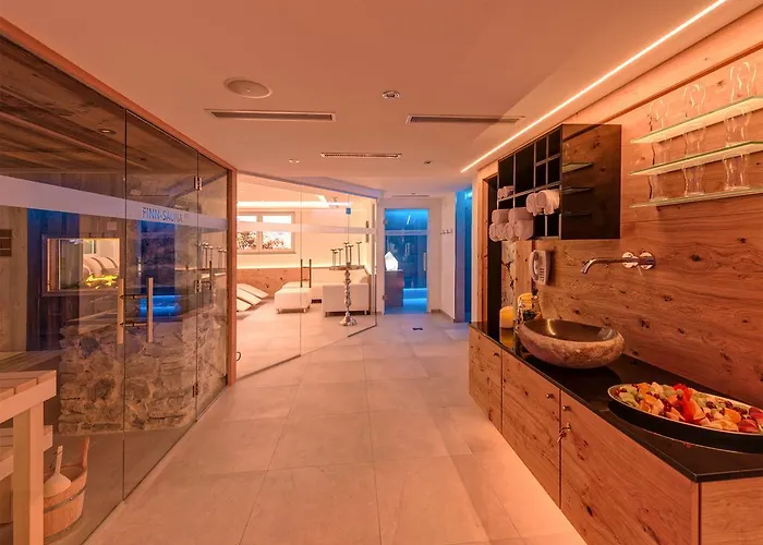 Alpenhof Pitztal Hotel 3*