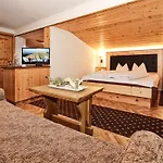 ホテル Alpenhof Pitztal ザンクト・レオンハルト・イム・ピッツタール