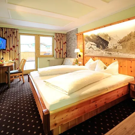 Alpenhof Pitztal 호텔 3*