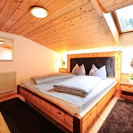 호텔 Alpenhof Pitztal 3*