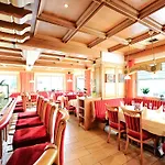 מלון Alpenhof Pitztal 3*