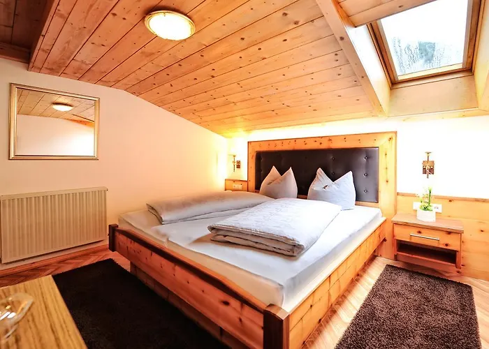 ホテル Alpenhof Pitztal 3*